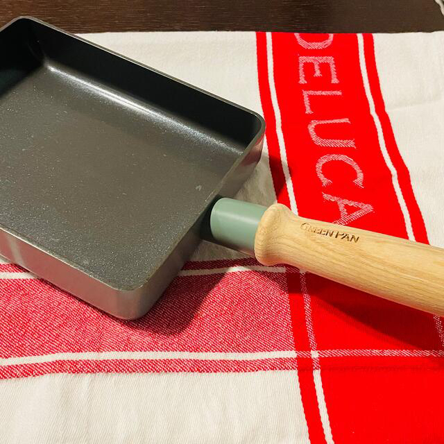 green(グリーン)の｢GREEN PAN｣ メイフラワー  エッグパン（玉子焼き器） インテリア/住まい/日用品のキッチン/食器(鍋/フライパン)の商品写真