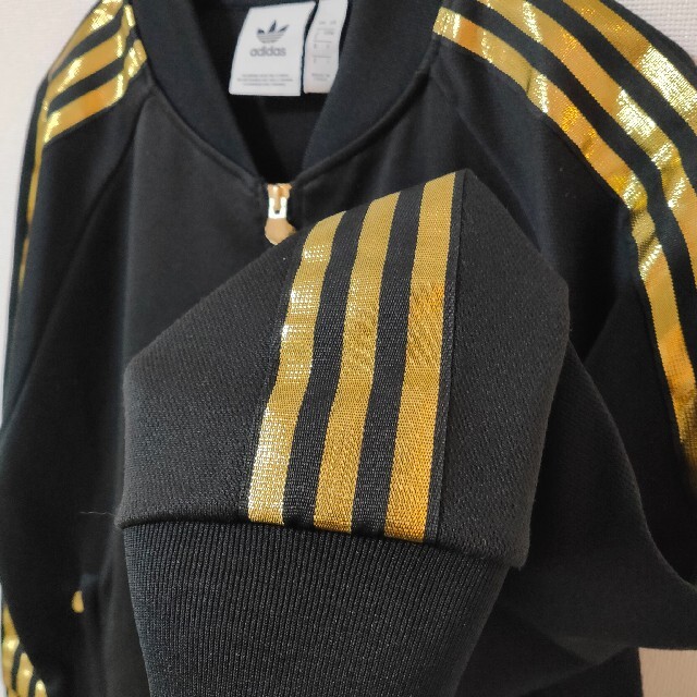adidas - adidas 黒×金 トラックトップ ジャージ スーパースター adidas - adidas 黒×金 トラックトップ ジャージ スーパースター