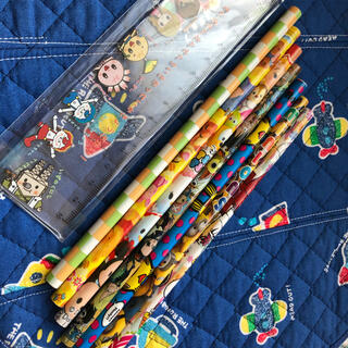 ディズニー(Disney)の各種鉛筆まとめ売りおまけ付き(o^^o)(鉛筆)