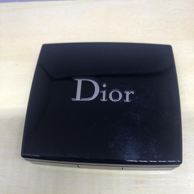 Dior(ディオール)の新品🎄DIOR アイシャドウ コスメ/美容のベースメイク/化粧品(アイシャドウ)の商品写真