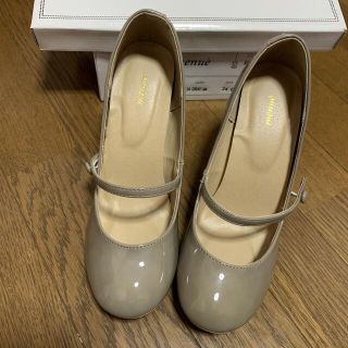 新品未使用⭐︎24㎝⭐︎ストラップパンプス⭐︎グレージュ(ハイヒール/パンプス)