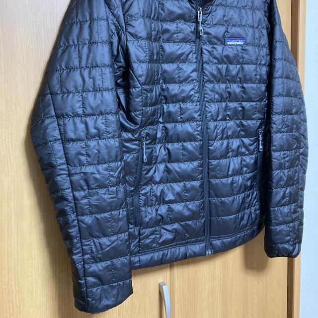 patagonia(パタゴニア)の極美品&1番人気ブラック　patagonia パタゴニアナノパフジャケット　S  メンズのジャケット/アウター(ナイロンジャケット)の商品写真