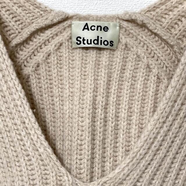 最新エルメストップス大人気格安 ACNE ウール ベージュ セーター XSの通販 by 服と美