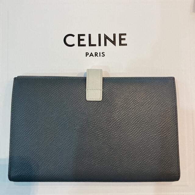 CELINE ラージストラップウォレット