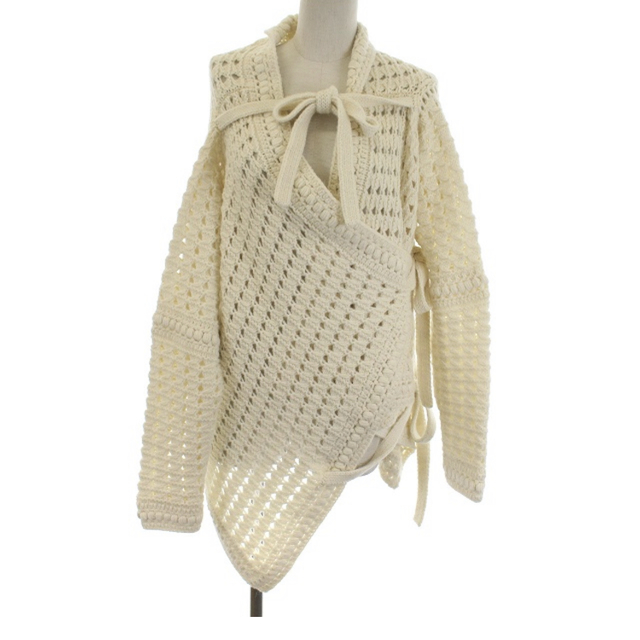 Chloe(クロエ)のChloé knit outer. レディースのトップス(ニット/セーター)の商品写真