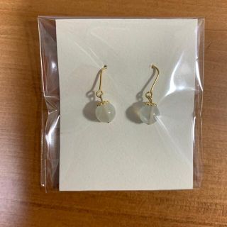 天然石　ムーンストーン　ピアス(ピアス)