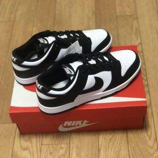 ナイキ(NIKE)のナイキ　ダンク　low ホワイト/ブラック　dunk パンダ　26.5(スニーカー)