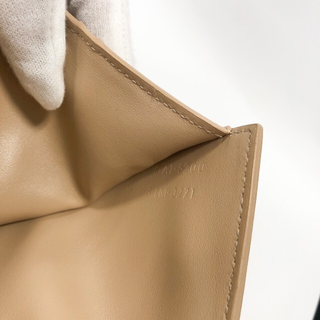 未使用激安】CELINE セリーヌ トリフォールド ウォレット 三つ折り財布