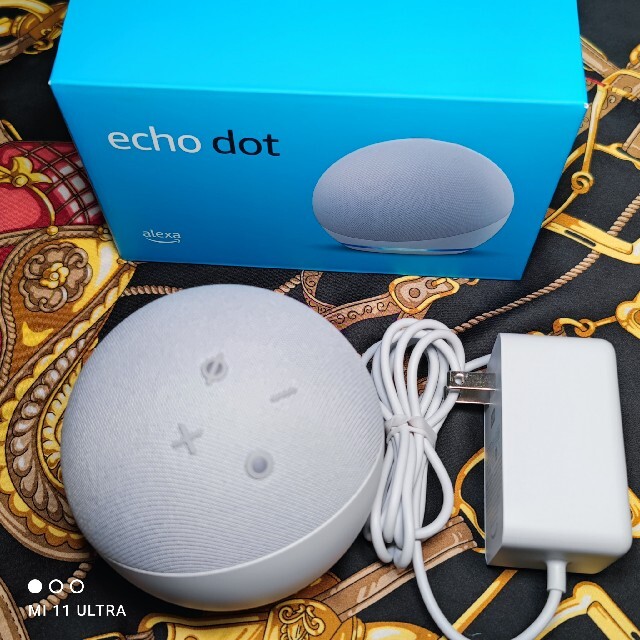 ECHO(エコー)のEcho Dot (エコードット) 第4世代 アレクサ ホワイト 最新機種１ スマホ/家電/カメラのオーディオ機器(スピーカー)の商品写真