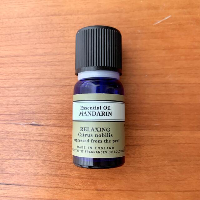 NEAL'S YARD(ニールズヤード)のニールズヤード エッセンシャルオイル マンダリン 10ml コスメ/美容のリラクゼーション(アロマオイル)の商品写真