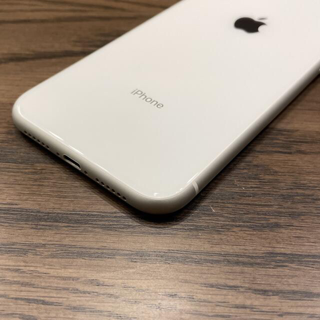 iPhone(アイフォーン)の本日まで値引き【美品】iPhone XR White 64 GB SIMフリー  スマホ/家電/カメラのスマートフォン/携帯電話(スマートフォン本体)の商品写真