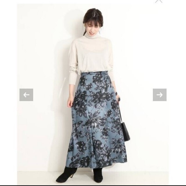 IENA(イエナ)のVERMEIL par iena 大花プリントタックスカート レディースのスカート(ロングスカート)の商品写真