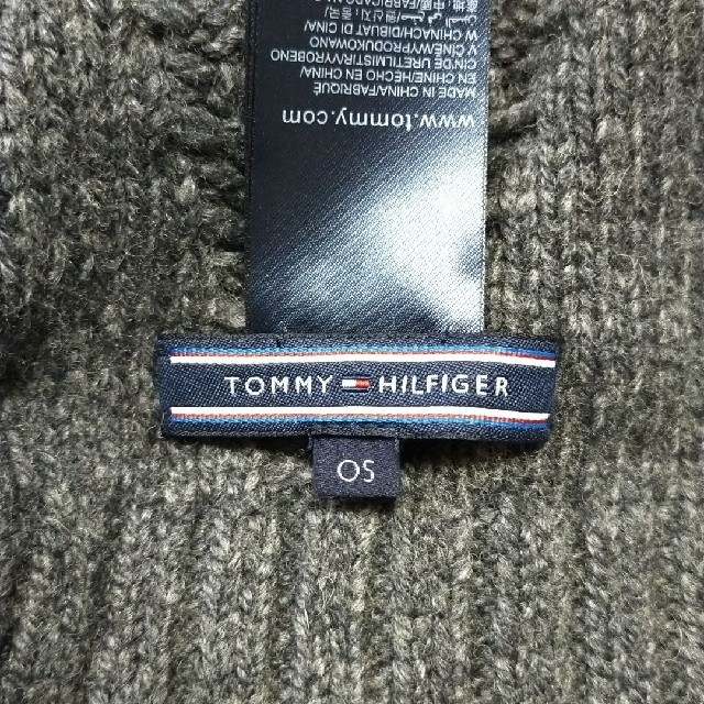 TOMMY HILFIGER(トミーヒルフィガー)のトミーヒルフィガー　マフラー　ユニセックス　極美品 レディースのファッション小物(マフラー/ショール)の商品写真