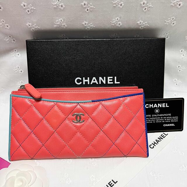 CHANEL長財布　薄型