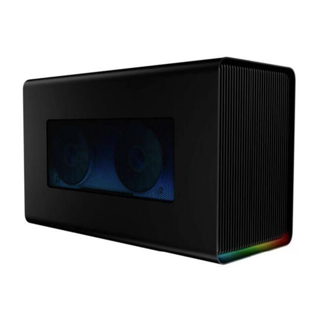 PC周辺機器Razer Core X Chroma