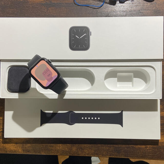 Apple Watch - Apple Watch Series 5 GPSモデル44mm mwvf2j/aの通販 by ...