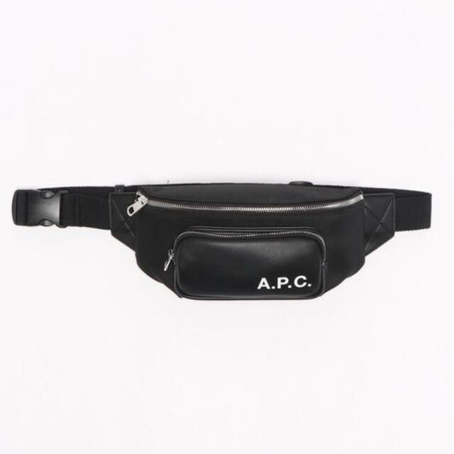A.P.C(アーペーセー)の【人気】新品 A.P.C. BANANE CAMDEN BAG メンズのバッグ(ウエストポーチ)の商品写真