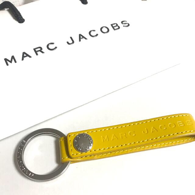 MARC JACOBS(マークジェイコブス)のマークジェイコブス　キーリング　イエロー レディースのファッション小物(キーホルダー)の商品写真