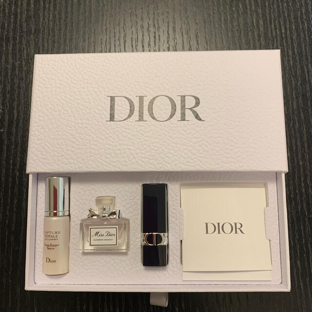 Dior(ディオール)のDIOR バースデーノベルティ エンタメ/ホビーのコレクション(ノベルティグッズ)の商品写真