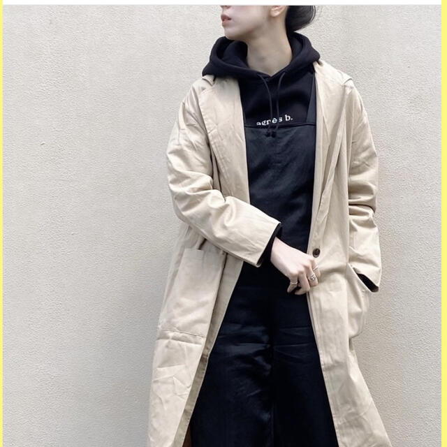 agnes b.(アニエスベー)のagnes b. HOODED PARKA WITH LOGO レディースのトップス(パーカー)の商品写真