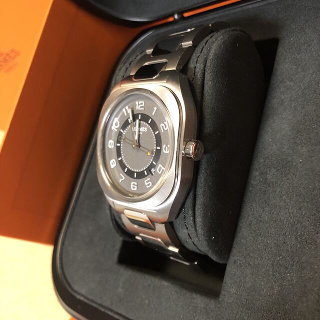 Hermes(エルメス)の洋梨さま専用　エルメス腕時計 H08 39×39mm（中古・極美品） メンズの時計(腕時計(アナログ))の商品写真