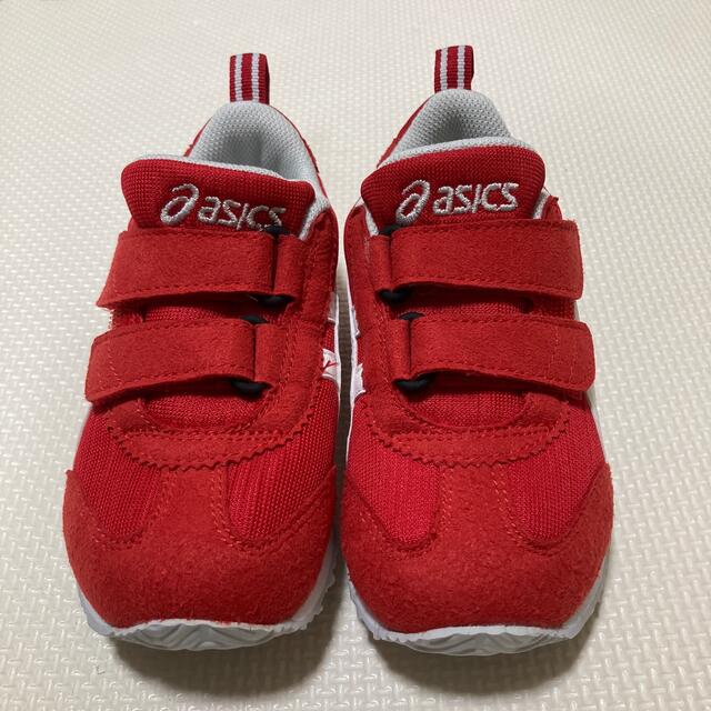 asics(アシックス)のアシックス「アイダホミニ JP」レッド×ホワイト　16.5cm キッズ/ベビー/マタニティのキッズ靴/シューズ(15cm~)(スニーカー)の商品写真