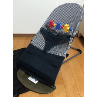 ベビービョルン(BABYBJORN)のベビービョルン　バウンサー　ギンガムチェック　トイ付き(その他)