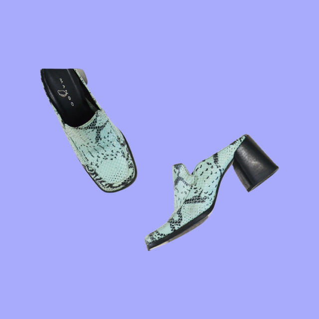 Lochie(ロキエ)の90s blue snake shoes レディースの靴/シューズ(サンダル)の商品写真
