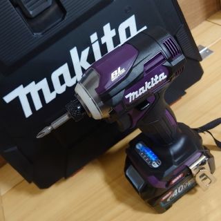 マキタ(Makita)のマキタ　40V　新品　インパクトドライバー　TD001GRDX　AP(工具/メンテナンス)