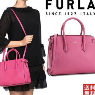 Furla - FURLA♡ハンドバッグの通販｜ラクマ