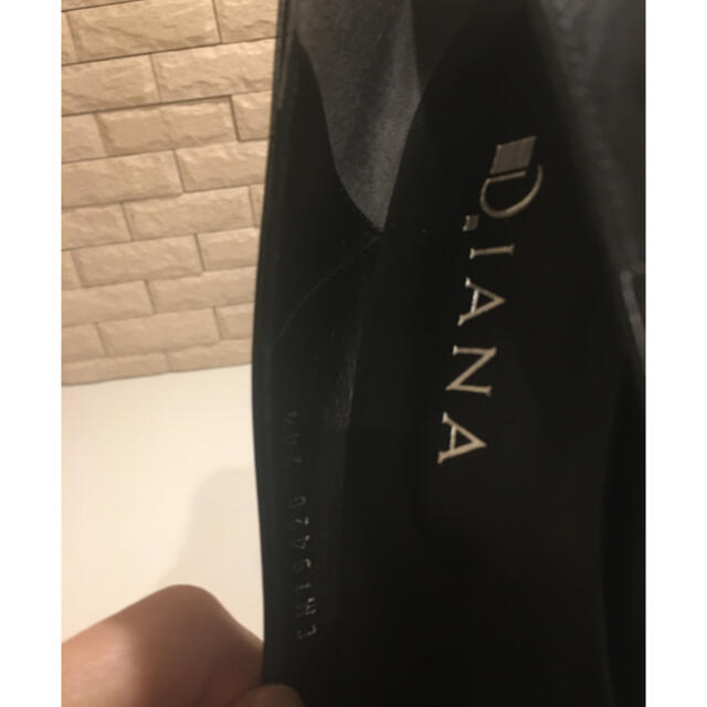 DIANA(ダイアナ)のDIANA  黒　ヒール　パンプス レディースの靴/シューズ(ハイヒール/パンプス)の商品写真