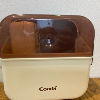 コンビ(combi)の＊美品combi 除菌じょ〜ず＊(哺乳ビン用消毒/衛生ケース)