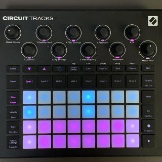 コルグ(KORG)のCircuit Tracks (Novation) サーキットトラックス(音源モジュール)