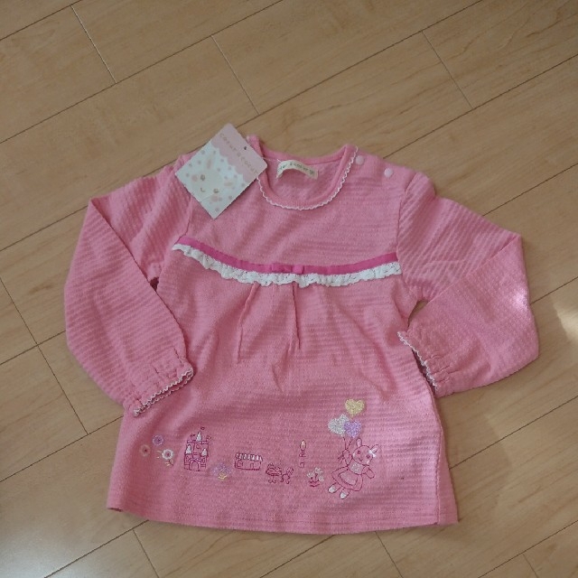 coeur a coeur(クーラクール)の新品未使用☆クーラクール☆ロンT キッズ/ベビー/マタニティのキッズ服女の子用(90cm~)(Tシャツ/カットソー)の商品写真