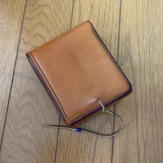 ゴローズ 新型2つ折り財布 赤茶美品 | viratindustries.com