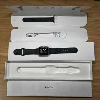 アップル(Apple)の美品 Apple Watch 3 38mm  アルミニウム(その他)