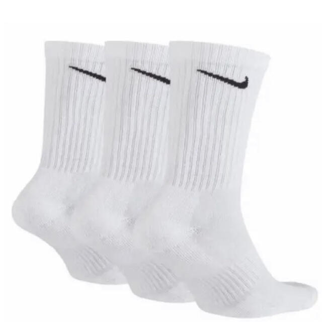 NIKE(ナイキ)の【新品未使用】NIKE  4足組 ホワイト2＆ブラック2 27cm〜29cm メンズのレッグウェア(ソックス)の商品写真