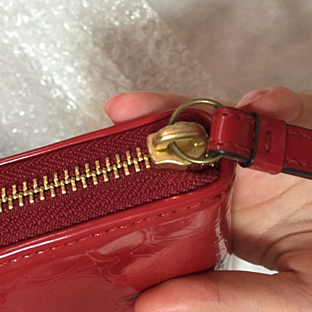 COACH(コーチ)のCOACH 長財布 赤 リボン♡交渉OK レディースのファッション小物(財布)の商品写真