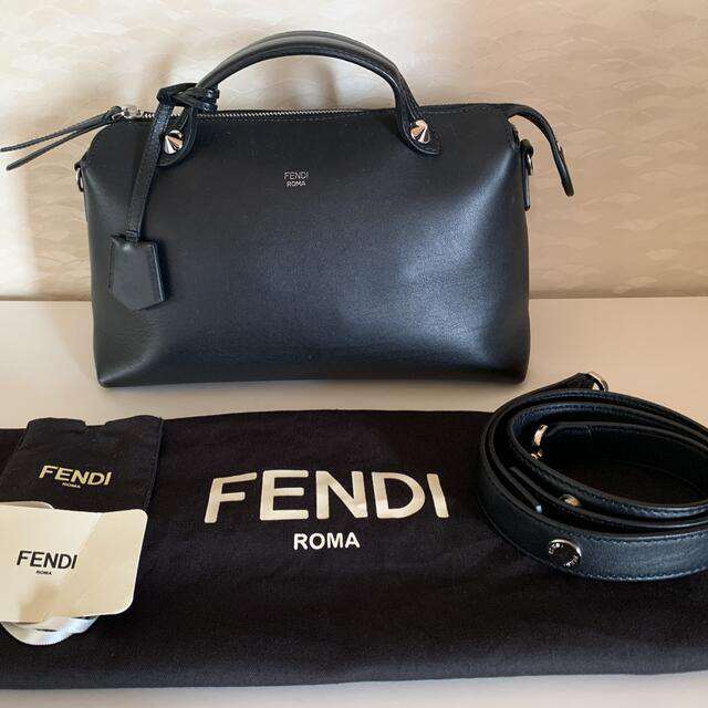 FENDI(フェンディ)のFENDI バイザウェイ レディースのバッグ(ショルダーバッグ)の商品写真