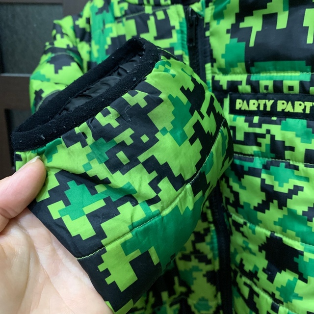 PARTYPARTY(パーティーパーティー)ののん様専用 PARTY PARTY 上着 120 キッズ/ベビー/マタニティのキッズ服男の子用(90cm~)(ジャケット/上着)の商品写真