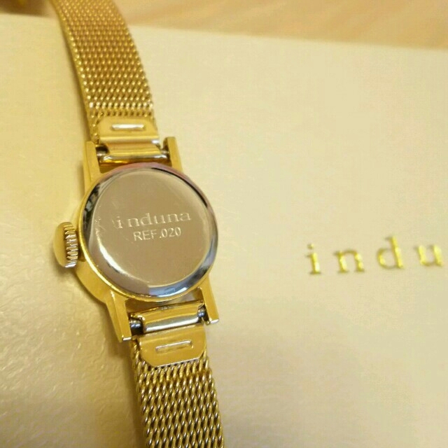induna＊ゴールド腕時計 2