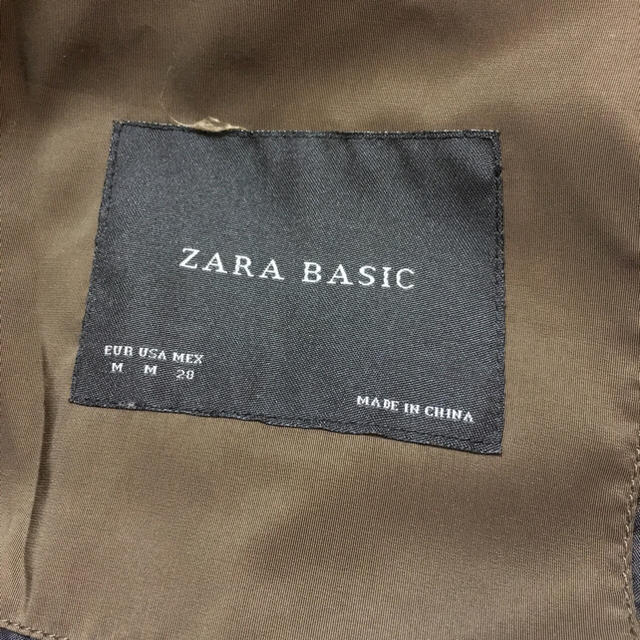 ZARA(ザラ)のZARA★ショートダウン レディースのジャケット/アウター(ダウンジャケット)の商品写真