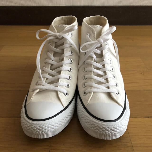 CONVERSE(コンバース)の【新品】 コンバース  ハイカット インヒール ホワイト　24.0cm レディースの靴/シューズ(スニーカー)の商品写真