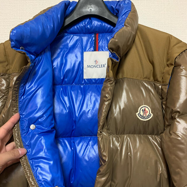 MONCLER(モンクレール)のモンクレ　ダウンジャケット メンズのジャケット/アウター(ダウンジャケット)の商品写真