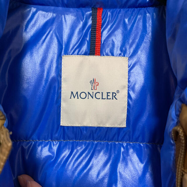 MONCLER(モンクレール)のモンクレ　ダウンジャケット メンズのジャケット/アウター(ダウンジャケット)の商品写真