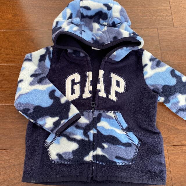 GAP Kids(ギャップキッズ)のGAP クマ耳　迷彩　パーカー キッズ/ベビー/マタニティのキッズ服男の子用(90cm~)(ジャケット/上着)の商品写真