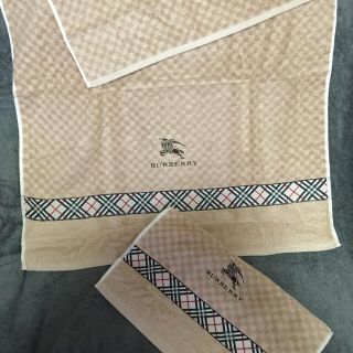 バーバリー(BURBERRY)の予約済◆新品未使用♪ BURBERRY ♪ バスタオル&フェイスタオル(タオル/バス用品)