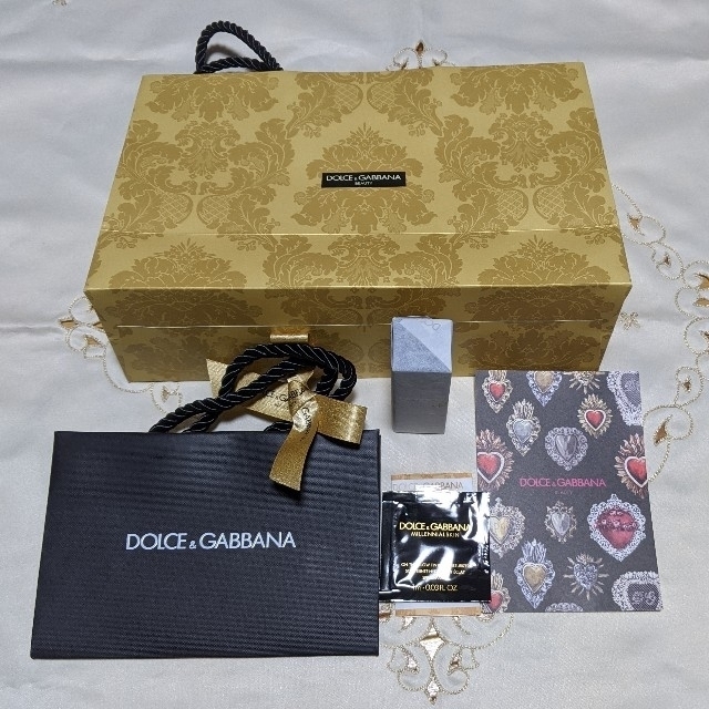 DOLCE&GABBANA(ドルチェアンドガッバーナ)のドルチェ&ガッバーナ　D＆Ｇ ロイヤルグロス　シャインリッププランバー コスメ/美容のベースメイク/化粧品(リップグロス)の商品写真