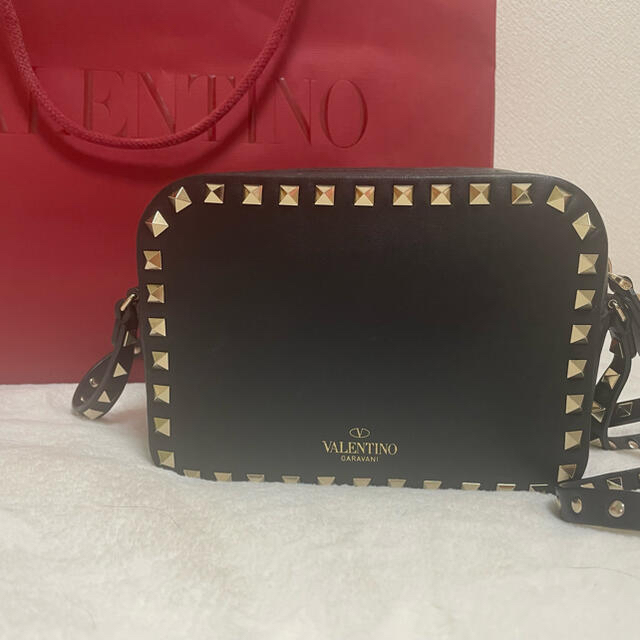 VALENTINO ロックスタッズスモールクロスボディバック