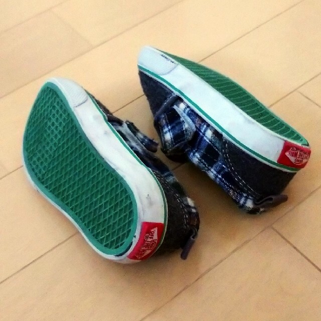 VANS(ヴァンズ)のvansベビー・キッズ　シューズ　14cm キッズ/ベビー/マタニティのベビー靴/シューズ(~14cm)(スニーカー)の商品写真